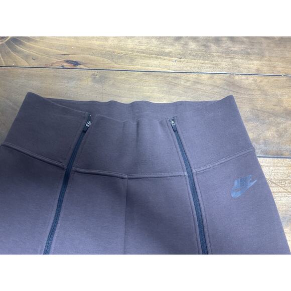 Nike Women's L Tech Fleece High-Waisted Slim Zip Pants Brown FN7129-237 - Picture 4 of 12